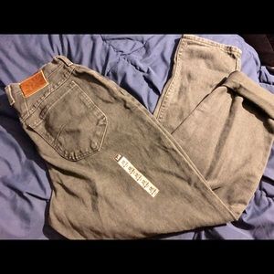 Gray Petite Relaxed Fit Lee Riveved Jeans